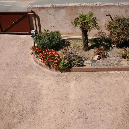 Apartman Des Champs *