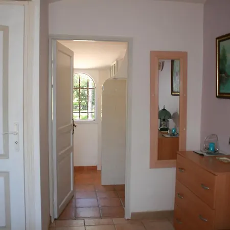 Des Champs Apartman